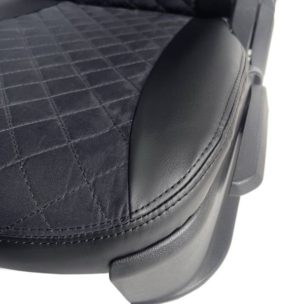 Чехлы Алькантара на KIA Seltos c 2020+ Чехлы Алькантара на KIA Seltos c 2020+