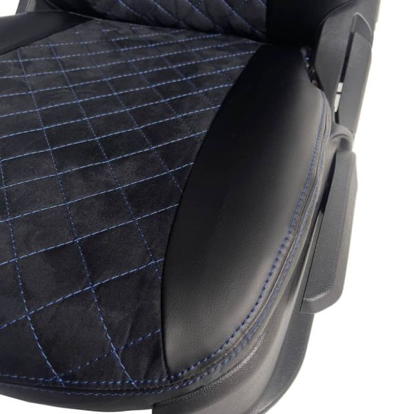 Чехлы Алькантара на KIA Seltos c 2020+ Чехлы Алькантара на KIA Seltos c 2020+